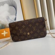 LV Purse